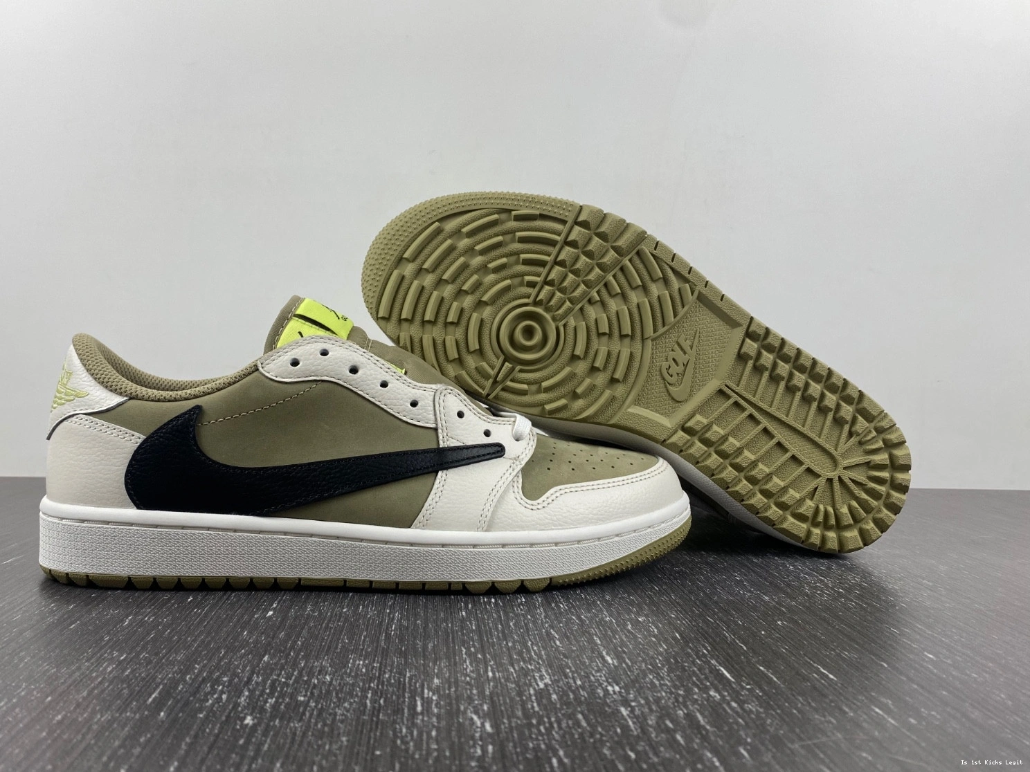 Jordan Low Neutral Retro 1 Scott Golf FZ3124-200 Travis Olive 0321